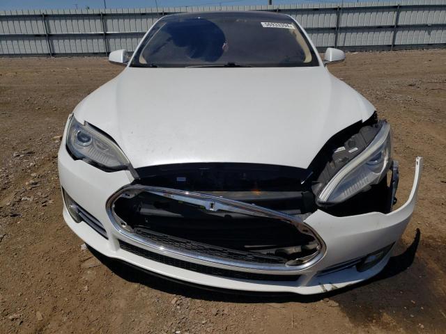Photo 5 from auction – 2013 TESLA MODEL S with VIN 5YJSA1CG7DFP16972