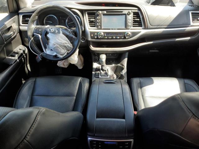 Photo 8 from auction – 2017 TOYOTA HIGHLANDER with VIN 5TDDZRFH0HS456808
