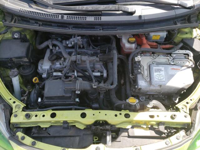 Photo 11 from auction – 2015 TOYOTA PRIUS C with VIN JTDKDTB35F1088987