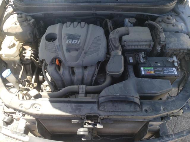 Photo 11 from auction – 2011 HYUNDAI SONATA SE with VIN 5NPEC4AC0BH194564