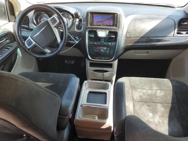 Photo 8 from auction – 2012 CHRYSLER TOWN & COU with VIN 2C4RC1BG4CR133045