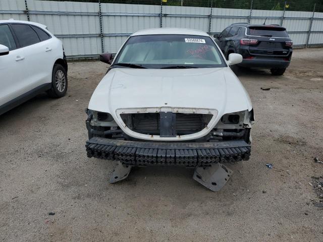 Photo 5 from auction – 2004 LINCOLN TOWN CAR E with VIN 1LNHM81W64Y680451