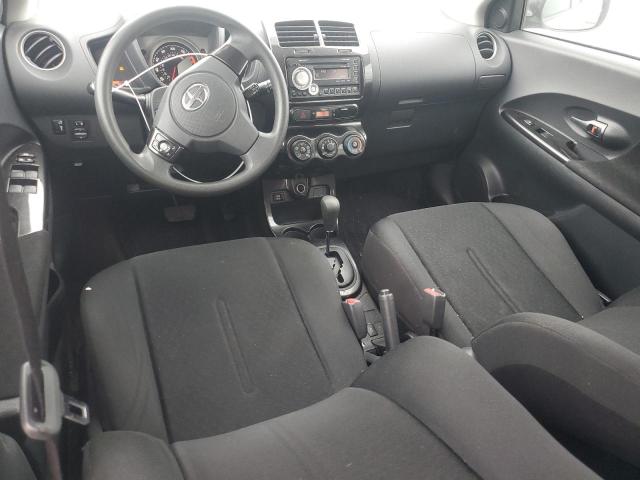 Photo 8 from auction – 2010 TOYOTA SCION XD with VIN JTKKU4B43A1005749