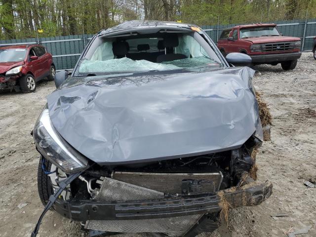 Photo 5 from auction – 2018 HYUNDAI TUCSON SE with VIN KM8J2CA4XJU606929