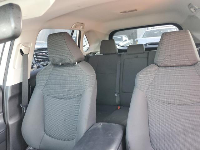 Photo 10 from auction – 2022 TOYOTA RAV4 LE with VIN 2T3H1RFV4NW226536