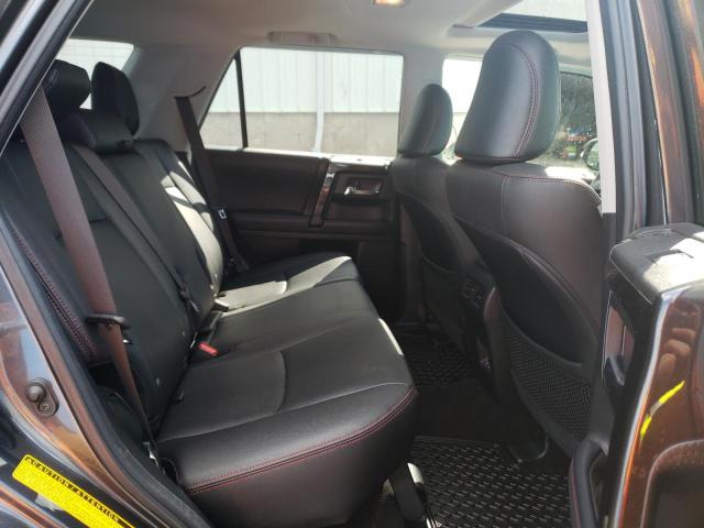 Photo 11 from auction – 2020 TOYOTA 4RUNNER SR with VIN JTEBU5JR0L5828835