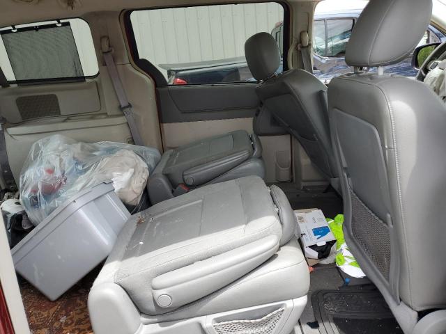 Photo 11 from auction – 2010 CHRYSLER TOWN & COU with VIN 2A4RR5DX5AR128303