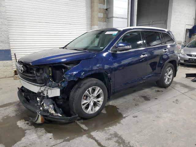 TOYOTA HIGHLANDER 2015 with VIN 5TDBKRFH4FS102685 - Photo from auction