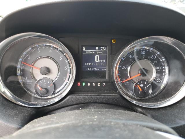 Photo 9 from auction – 2011 CHRYSLER TOWN & COU with VIN 2A4RR8DG8BR651284