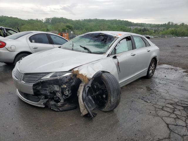 LINCOLN MKZ 2016 with VIN 3LN6L2G98GR601213 - Photo from auction
