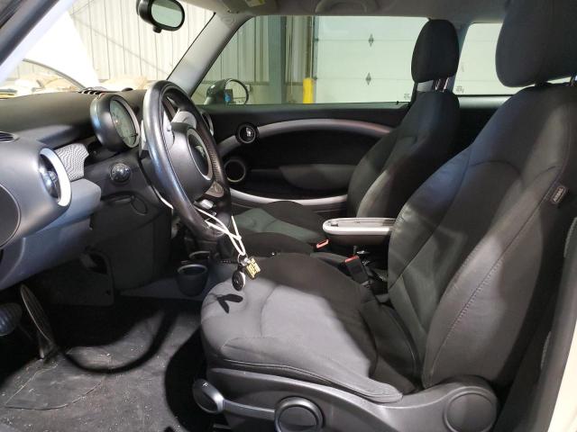 Photo 7 from auction – 2010 MINI COOPER S with VIN WMWMF7C5XATZ74176