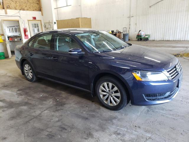 Photo 4 from auction – 2014 VOLKSWAGEN PASSAT S with VIN 1VWAT7A32EC072494