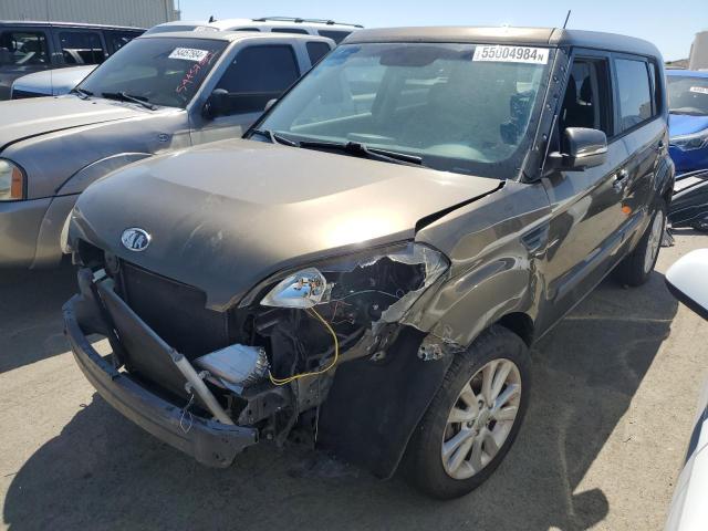 KIA SOUL + 2012 с VIN KNDJT2A61C7467210 - Снимка от търг