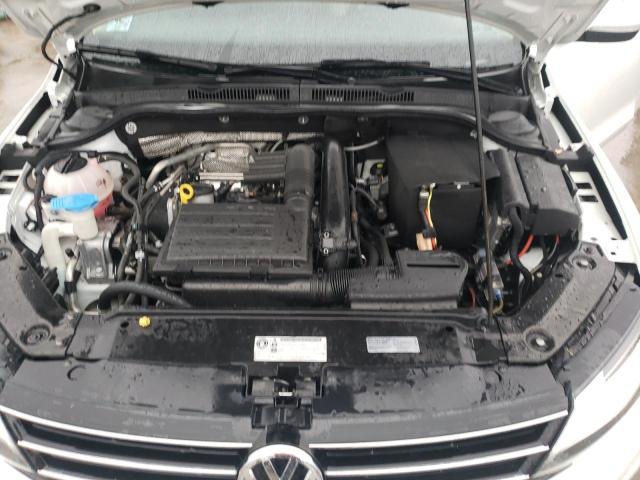 Photo 11 from auction – 2017 VOLKSWAGEN JETTA SE with VIN 3VWDB7AJ7HM295776