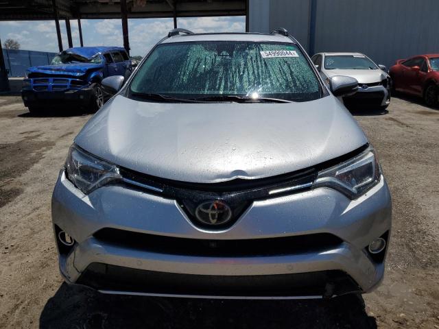 Photo 5 from auction – 2017 TOYOTA RAV4 LIMIT with VIN 2T3DFREV0HW543980