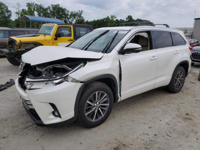 Foto 1 de la subasta – 2017 TOYOTA HIGHLANDER con VIN 5TDKZRFH3HS521836