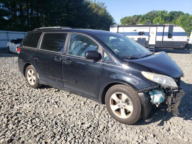 Photo 4 from auction – 2011 TOYOTA SIENNA LE with VIN 5TDKK3DC8BS153878