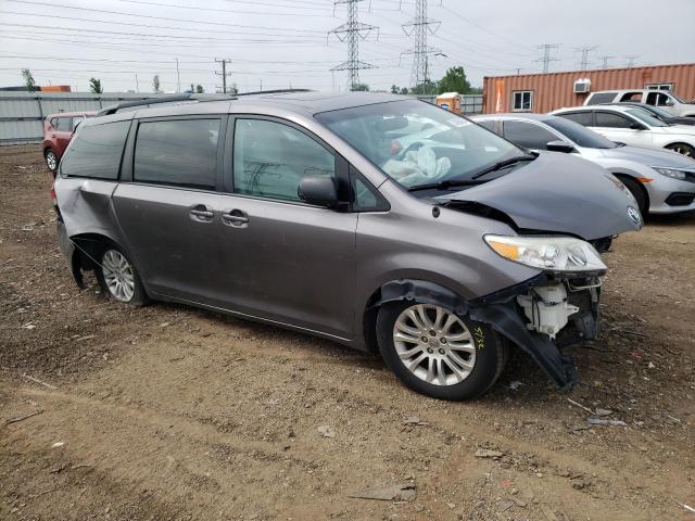 Photo 4 from auction – 2013 TOYOTA SIENNA XLE with VIN 5TDYK3DC2DS345780