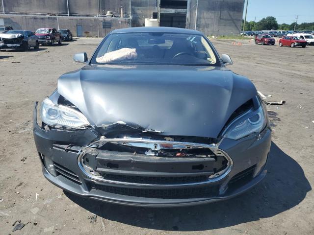 Photo 5 from auction – 2013 TESLA MODEL S with VIN 5YJSA1AG3DFP09178