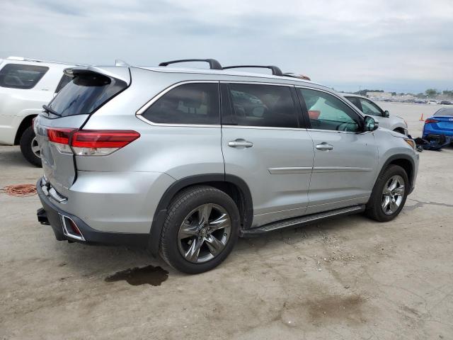 Photo 3 from auction – 2017 TOYOTA HIGHLANDER with VIN 5TDDZRFH1HS398546