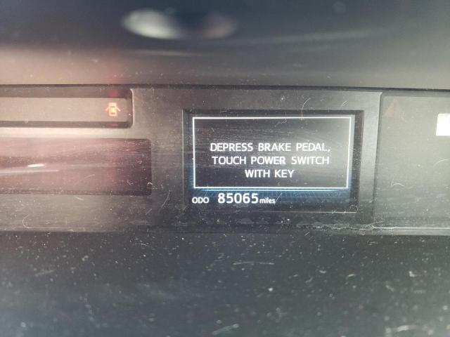 Photo 9 from auction – 2015 TOYOTA PRIUS V with VIN JTDZN3EU0FJ032455
