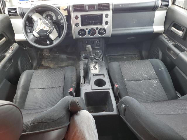 Photo 8 from auction – 2007 TOYOTA FJ CRUISER with VIN JTEBU11F270076802