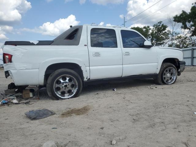 Photo 3 from auction – 2005 CHEVROLET AVALANCHE with VIN 3GNEK12Z65G238219