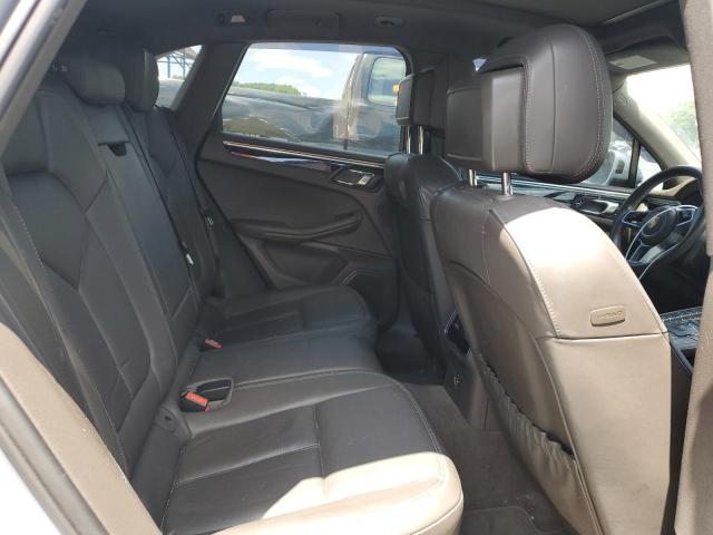 Photo 11 from auction – 2017 PORSCHE MACAN with VIN WP1AA2A56HLB06999