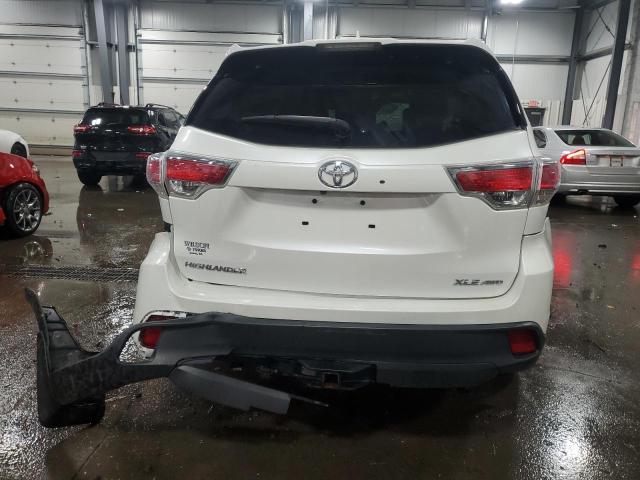 Photo 6 from auction – 2016 TOYOTA HIGHLANDER with VIN 5TDJKRFH0GS297701