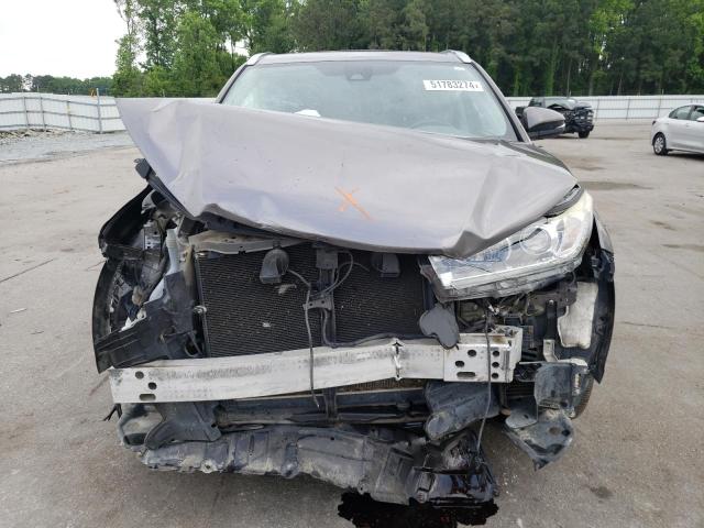 Photo 5 from auction – 2017 TOYOTA HIGHLANDER with VIN 5TDYZRFHXHS228512