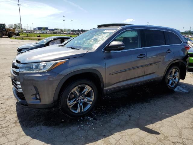 TOYOTA HIGHLANDER 2017 with VIN 5TDDZRFH0HS456808 - Photo from auction