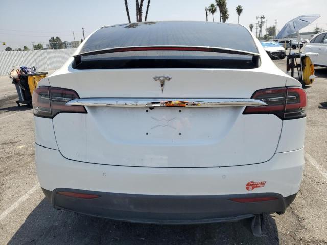 Photo 6 from auction – 2016 TESLA MODEL X with VIN 5YJXCDE22GF034220