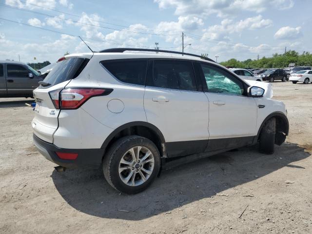 Photo 3 from auction – 2017 FORD ESCAPE SE with VIN 1FMCU9GD8HUC94696