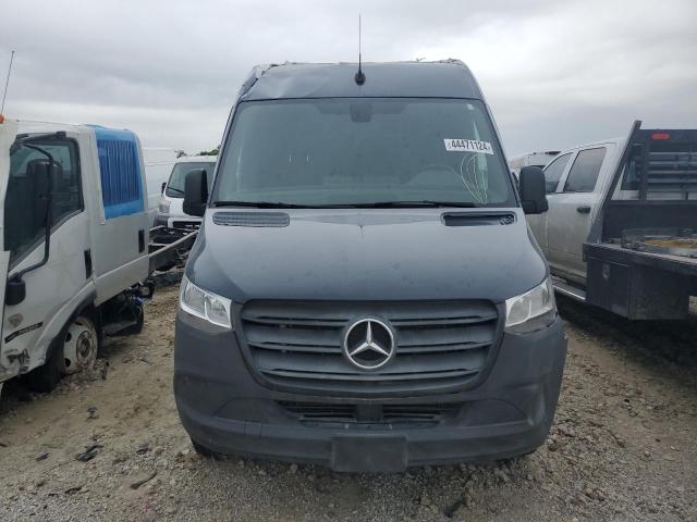 Photo 5 from auction – 2019 MERCEDES-BENZ SPRINTER 2 with VIN WD4PF0CD7KP031094