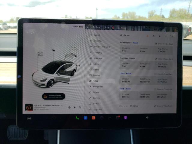Photo 9 from auction – 2018 TESLA MODEL 3 with VIN 5YJ3E1EA0JF009998