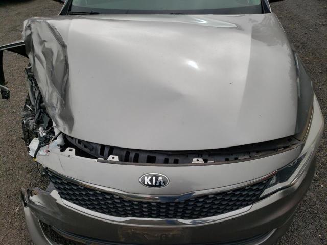 Photo 11 from auction – 2017 KIA OPTIMA EX with VIN 5XXGU4L35HG158831