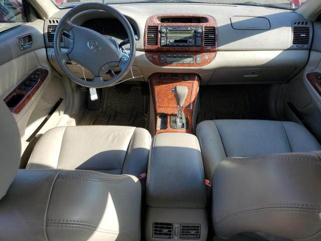 Photo 8 from auction – 2005 TOYOTA CAMRY LE with VIN 4T1BE30K15U102772