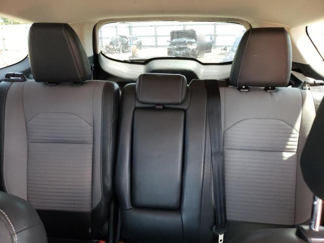 Photo 10 from auction – 2018 FORD ESCAPE SE with VIN 1FMCU0GD8JUC86003