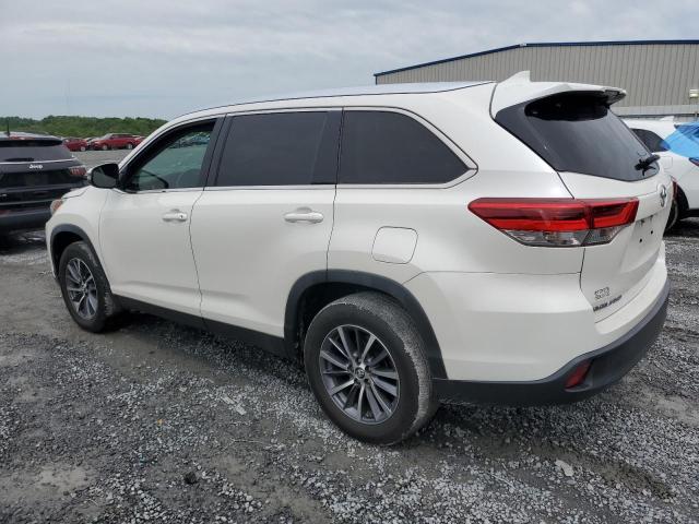Photo 2 from auction – 2019 TOYOTA HIGHLANDER with VIN 5TDKZRFH9KS569820