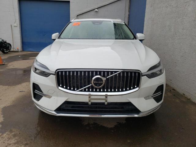 Photo 5 from auction – 2023 VOLVO XC60 PLUS with VIN YV4L12RN4P1394740