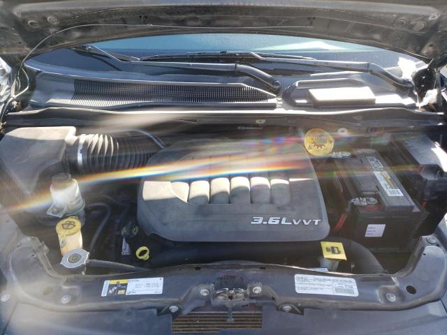 Photo 12 from auction – 2015 CHRYSLER TOWN & COU with VIN 2C4RC1BG2FR661560