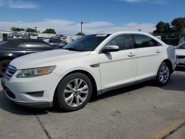 FORD TAURUS SEL 2011 with VIN 1FAHP2EW0BG130061 - Photo from auction