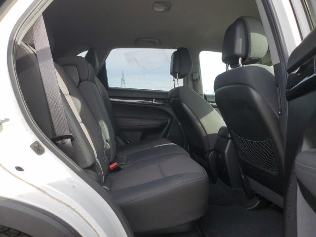 Photo 11 from auction – 2011 KIA SORENTO BA with VIN 5XYKTCA15BG043626
