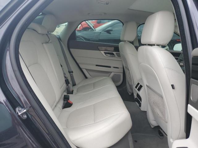 Photo 10 from auction – 2017 JAGUAR XF PRESTIG with VIN SAJBE4BV9HCY27534