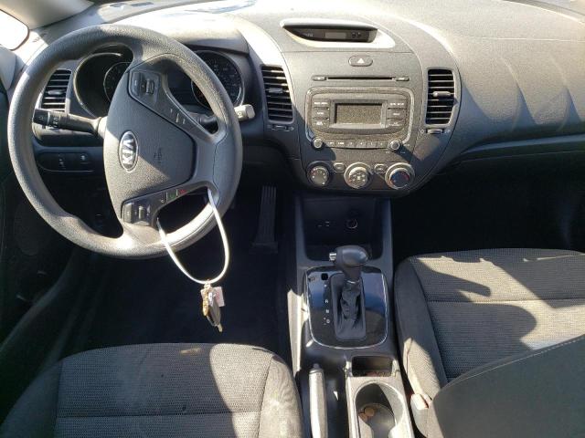 Photo 8 from auction – 2017 KIA FORTE LX with VIN 3KPFK4A78HE053233
