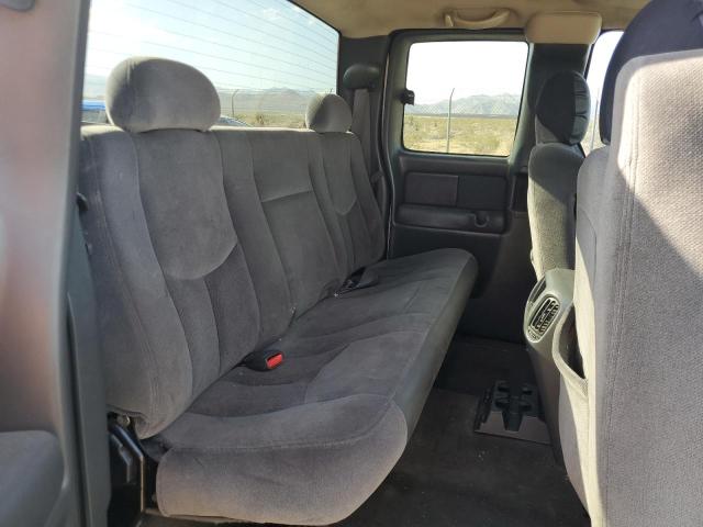 Photo 10 from auction – 2003 GMC NEW SIERRA with VIN 2GTEC19V831397712