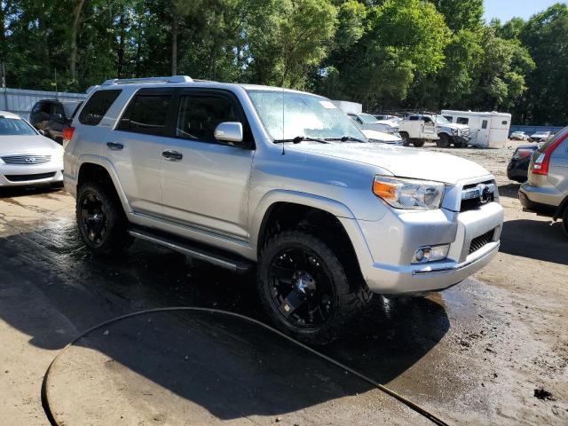 Photo 4 from auction – 2011 TOYOTA 4RUNNER SR with VIN JTEZU5JR5B5030098