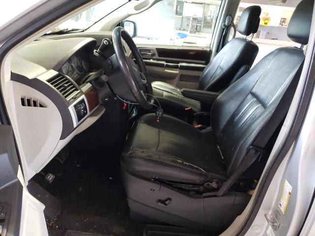 Photo 7 from auction – 2010 CHRYSLER TOWN & COU with VIN 2A4RR8D14AR502395