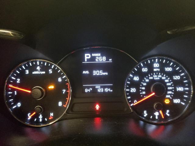 Photo 9 from auction – 2018 KIA FORTE LX with VIN 3KPFK4A79JE238557