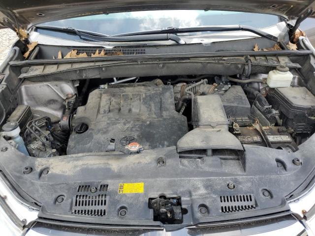 Photo 12 from auction – 2016 TOYOTA HIGHLANDER with VIN 5TDBKRFH4GS279500
